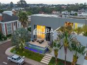 Casa / Sobrado em Condomínio para Venda em Curitiba/PR...