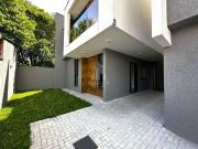 Casa / Sobrado em Condomínio para Venda em Curitiba/PR...