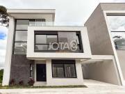 Casa / Sobrado em Condomínio para Venda em Curitiba/PR...