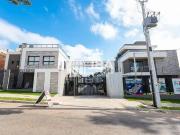 Casa / Sobrado em Condomínio para Venda em Curitiba/PR...