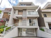 Casa / Sobrado em Condomínio para Venda em Curitiba/PR...