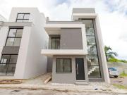 Casa / Sobrado em Condomínio para Venda em Curitiba/PR...