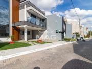 Casa / Sobrado em Condomínio para Venda em Curitiba/PR...