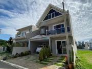 Casa / Sobrado em Condomínio para Venda em Curitiba/PR...