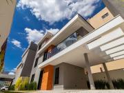 Casa / Sobrado em Condomínio para Venda em Curitiba/PR...