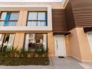 Casa / Sobrado em Condomínio para Venda em Curitiba/PR...