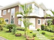 Casa / Sobrado em Condomínio para Venda em Curitiba/PR...