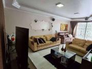 Casa / Sobrado em Condomínio para Venda em Curitiba/PR...