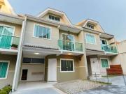 Casa / Sobrado em Condomínio para Venda em Curitiba/PR...