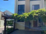 Casa / Sobrado em Condomínio para Venda em Curitiba/PR...