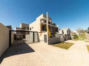 Casa / Sobrado em Condomínio para Venda em Curitiba/PR...