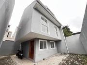 Casa / Sobrado em Condomínio para Venda em Curitiba/PR...