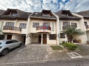 Casa / Sobrado em Condomínio para Venda em Curitiba/PR...