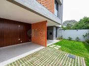 Casa / Sobrado em Condomínio para Venda em Curitiba/PR...