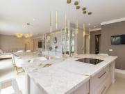 Casa / Sobrado em Condomínio para Venda em Curitiba/PR...