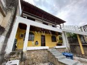 Casa / Sobrado em Condomínio para Venda em Duque de...