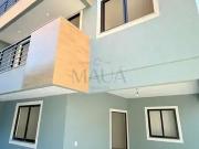 Casa / Sobrado em Condomínio para Venda em Duque de...