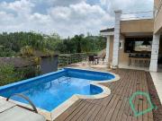 Casa / Sobrado em Condomínio para Venda em Embu das...