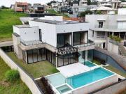 Casa / Sobrado em Condomínio para Venda em Embu das...