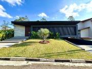 Casa / Sobrado em Condomínio para Venda em Embu das...