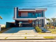 Casa / Sobrado em Condomínio para Venda em Eusébio/CE...