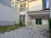Casa / Sobrado em Condomínio para Venda em Eusébio/CE...