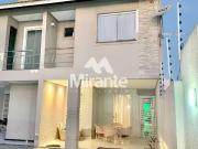 Casa / Sobrado em Condomínio para Venda em Feira de...