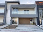 Casa / Sobrado em Condomínio para Venda em Feira de...
