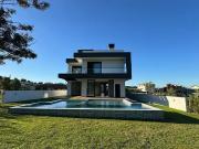 Casa / Sobrado em Condomínio para Venda em...