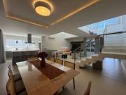 Casa / Sobrado em Condomínio para Venda em...