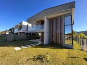 Casa / Sobrado em Condomínio para Venda em...