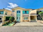 Casa / Sobrado em Condomínio para Venda em Fortaleza/CE...