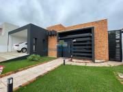 Casa / Sobrado em Condomínio para Venda em Foz do...