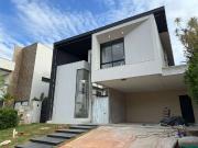 Casa / Sobrado em Condomínio para Venda em Goiânia/GO...