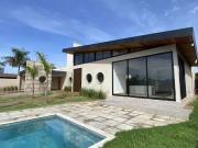 Casa / Sobrado em Condomínio para Venda em Goiânia/GO...