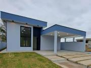 Casa / Sobrado em Condomínio para Venda em Guararema/SP...