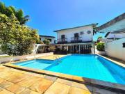 Casa / Sobrado em Condomínio para Venda em Guarujá/SP...