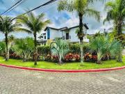 Casa / Sobrado em Condomínio para Venda em Guarujá/SP...