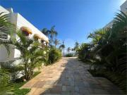 Casa / Sobrado em Condomínio para Venda em Guarujá/SP...