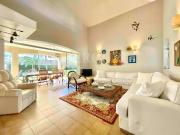 Casa / Sobrado em Condomínio para Venda em Guarujá/SP...