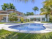 Casa / Sobrado em Condomínio para Venda em Guarujá/SP...