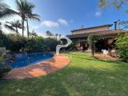 Casa / Sobrado em Condomínio para Venda em Guarujá/SP...