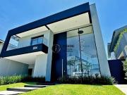 Casa / Sobrado em Condomínio para Venda em Guarujá/SP...