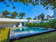 Casa / Sobrado em Condomínio para Venda em Guarujá/SP...