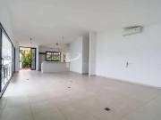 Casa / Sobrado em Condomínio para Venda em Guarujá/SP... Casa / Sobrado em Condomínio para Venda em Guarujá/SP...