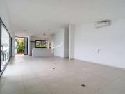 Casa / Sobrado em Condomínio para Venda em Guarujá/SP...