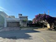 Casa / Sobrado em Condomínio para Venda em... Casa / Sobrado em Condomínio para Venda em...