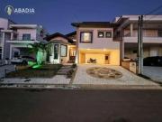 Casa / Sobrado em Condomínio para Venda em...