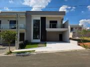 Casa / Sobrado em Condomínio para Venda em...