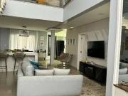 Casa / Sobrado em Condomínio para Venda em...